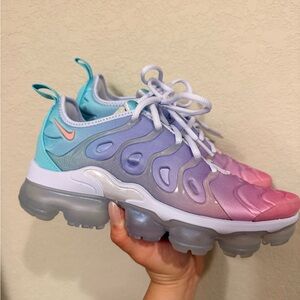 Nike Air Vapormax Plus in Yellow and Green